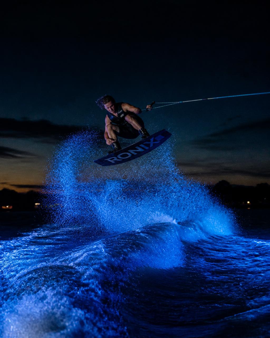 Wake rider